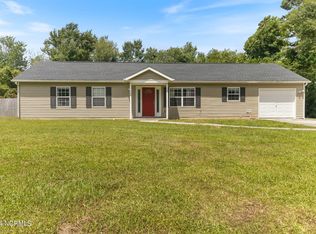 55 Riegel Dr, Hubert, NC 28539