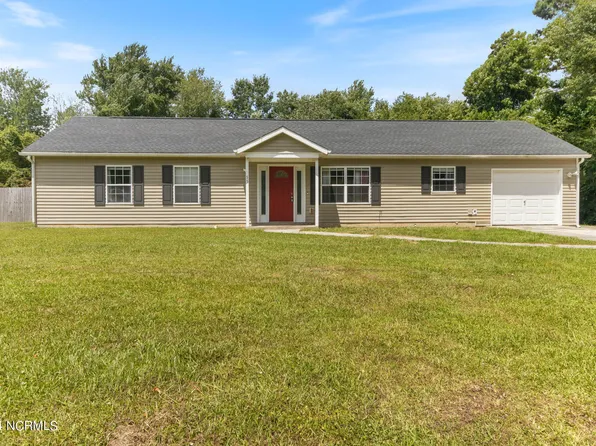 55 Riegel Drive, Hubert, NC 28539