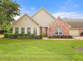 201 Charmant Pl, Ridgeland, MS 39157