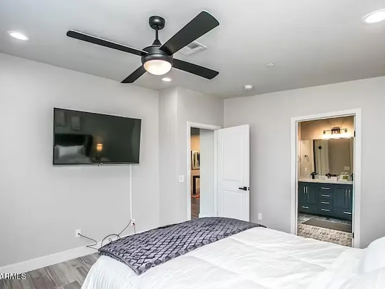 7810 E Willetta St — Photo 13