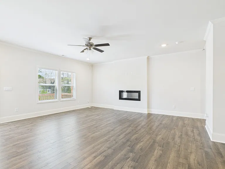 217 Vista Lane Towne Lake Hls #2 — Photo 8