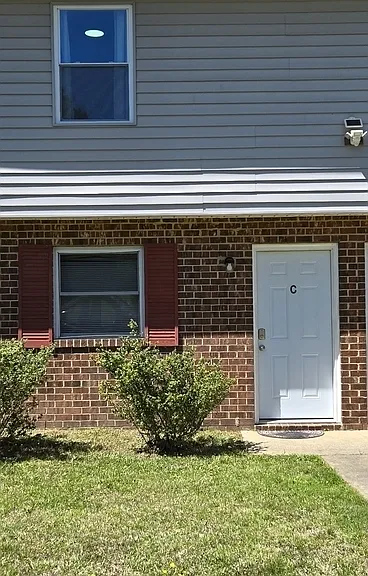 4215 Thames Ave #C-1 — Photo 3