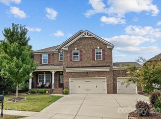 469 River Lake Ct, Tega Cay, SC 29708