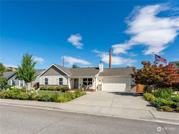 1804 Story Lane, Wenatchee, WA 98801