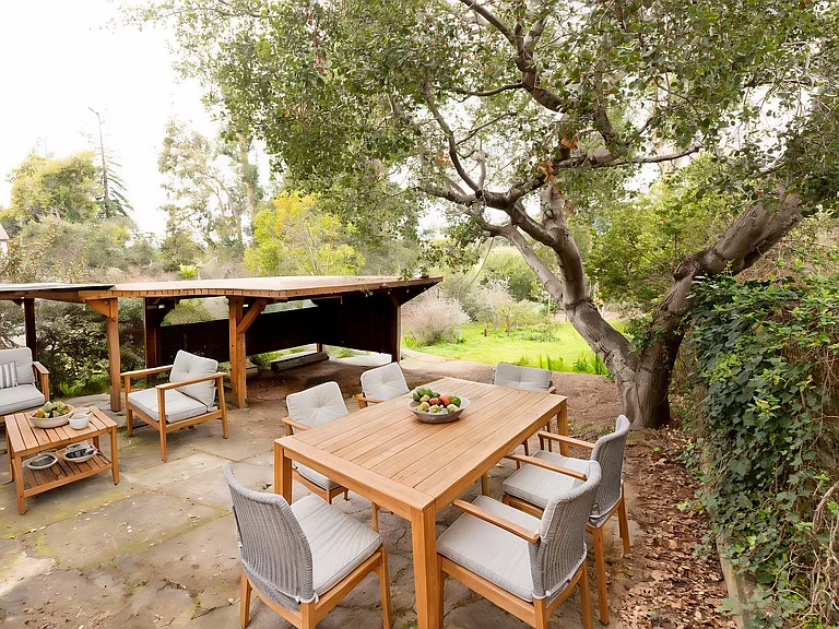 373 Moraga Ave — Photo 15