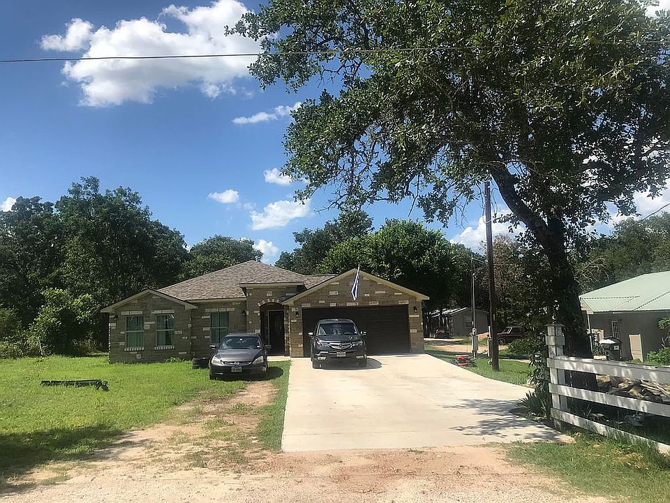 1st image of 126 Shadow Oaks Ln
