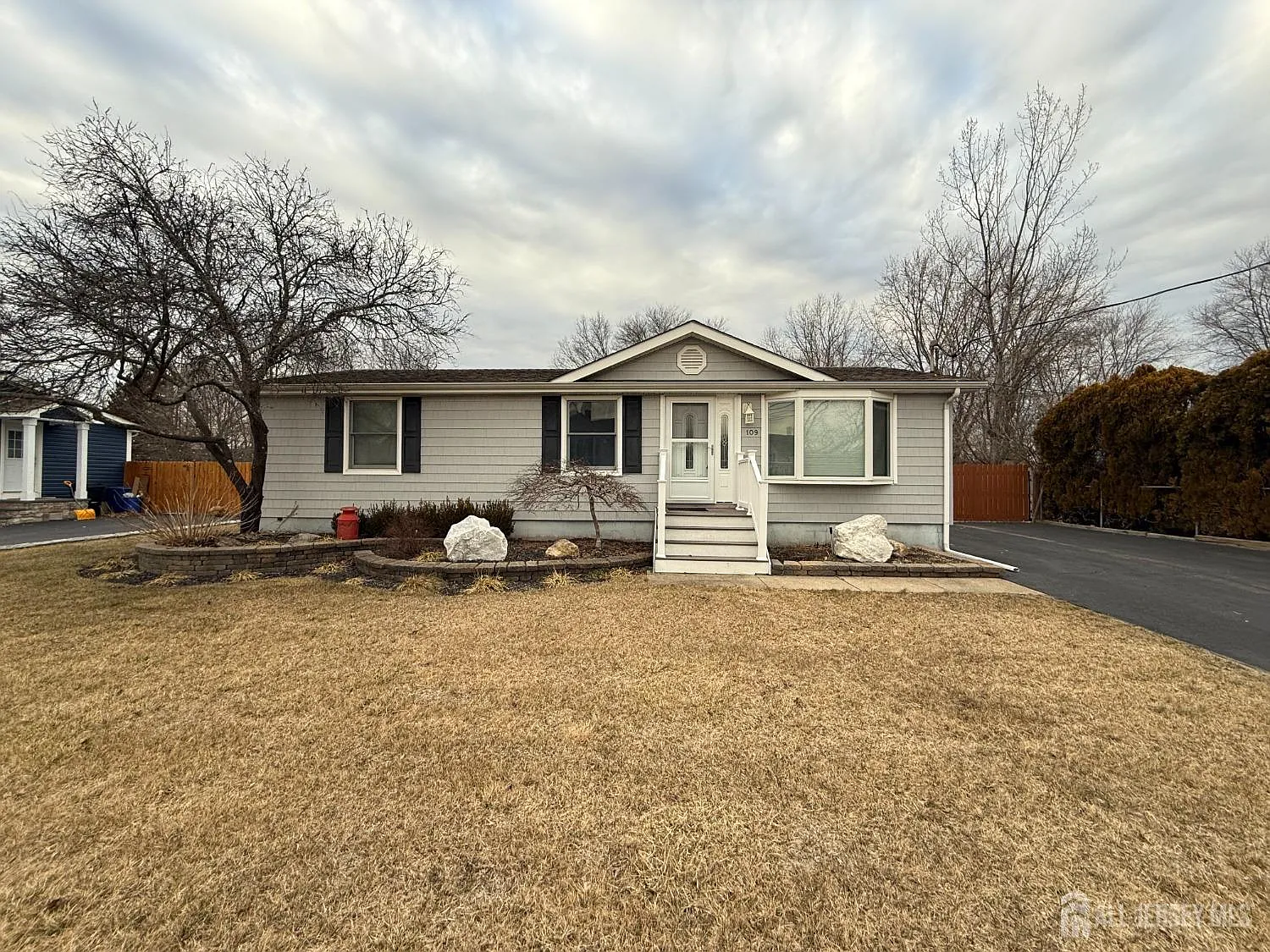 109 John St photo 1