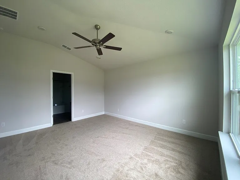 7294 Gateway Ct — Photo 13