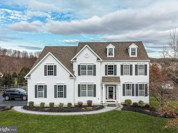73 Emma Ct, Downingtown, PA 19335