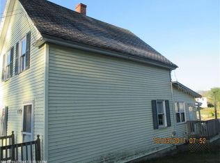 27 Depot St, Danforth, ME 04424