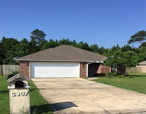 1st image of 6907 Pinehurst Dr