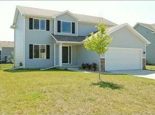 865 SE Westgate Dr, Waukee, IA 50263