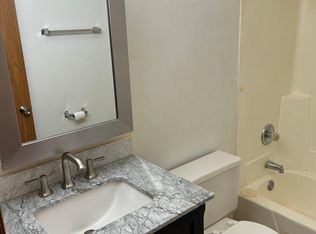 537 Vicksburg Dr #12, Belleville, IL 62221