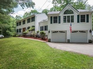 20 Poppy Ln, Dracut, MA 01826