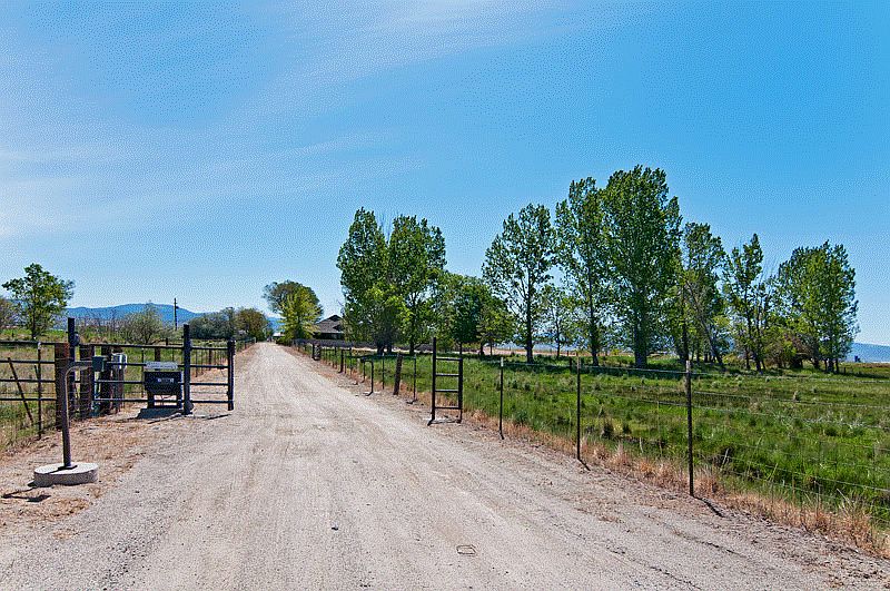 1st image of 2515 N Highway 395