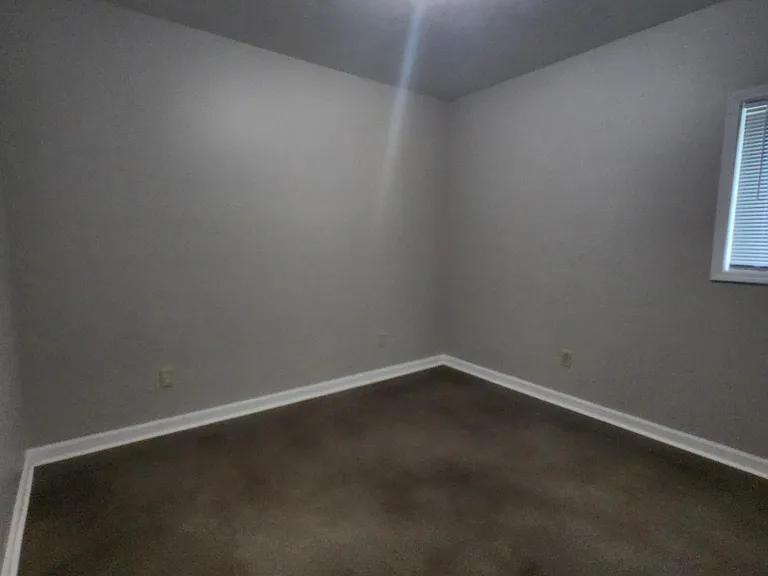 978 N Franklin Ave #3 — Photo 8