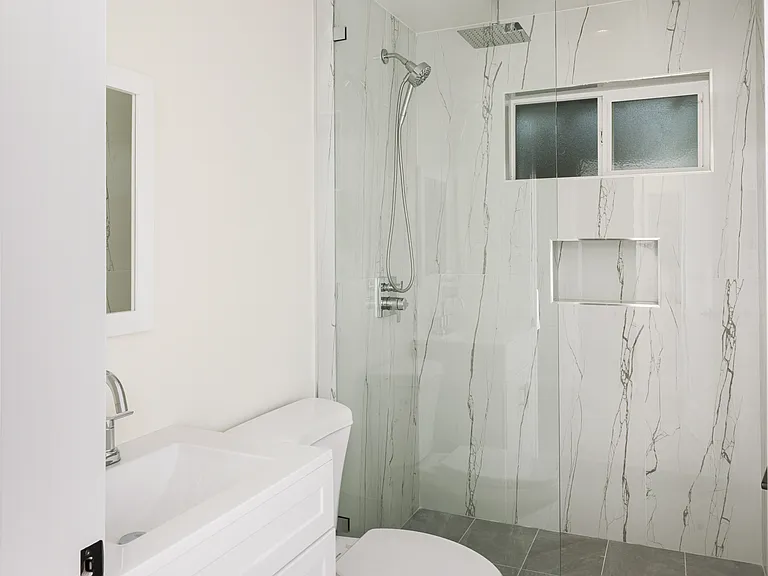 22347 Vanowen St — Photo 10