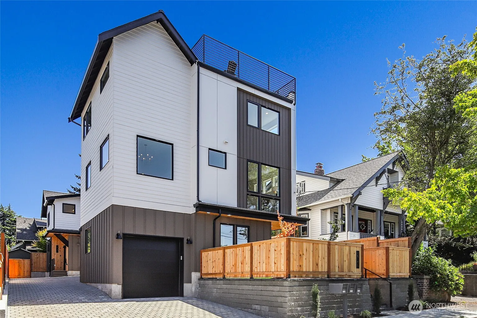 2746 38th Avenue SW photo 1
