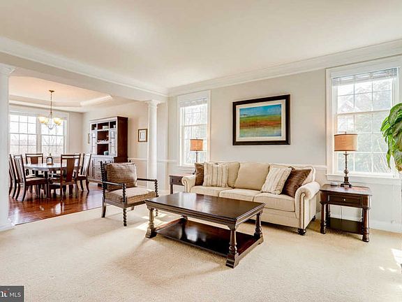 4th image of 15605 Village Cove Pl