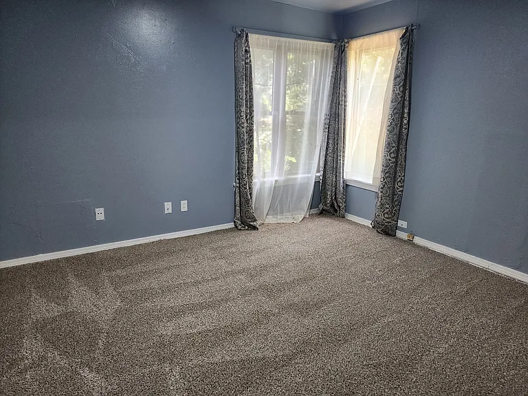 4213 N Lottie Ave — Photo 12