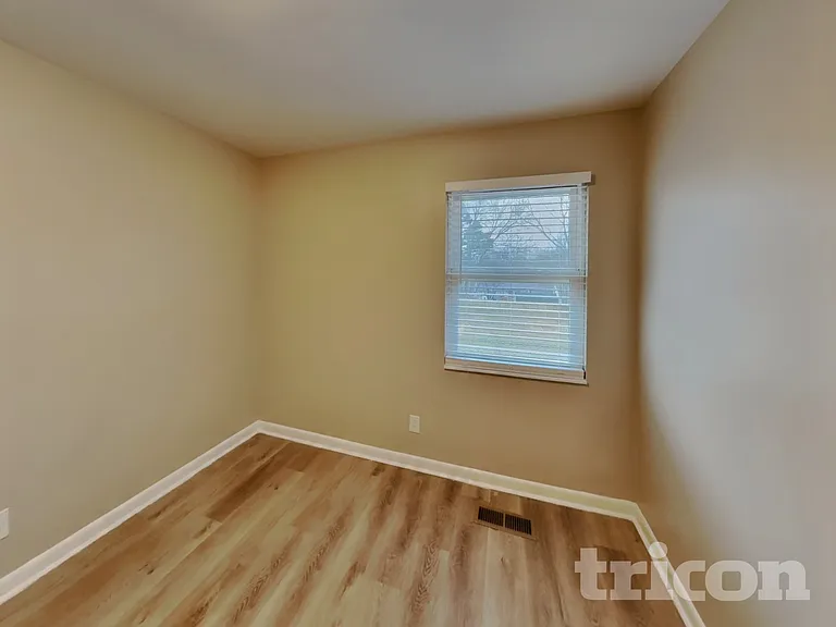 622 Meadowview Dr — Photo 10