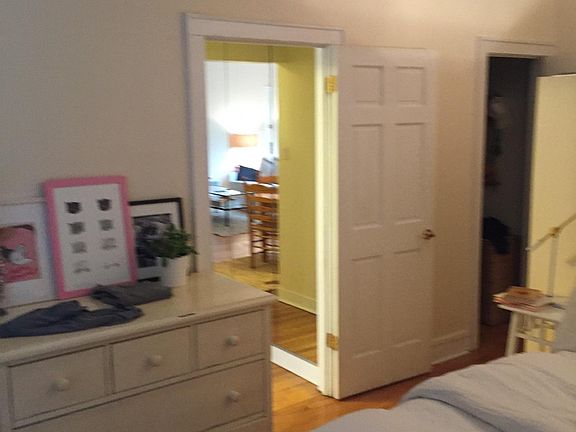 2nd image of 2326 N Lincoln Park W APT 3C
