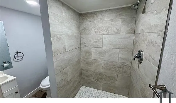 1322 Avenue L #5 — Photo 5