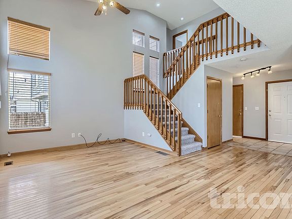 5th image of 8852 Clover Meadow Ln