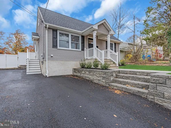 48 Point O Woods Dr, Toms River, NJ 08753