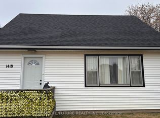 1418 Wilson Rd N, Oshawa, ON L1K2B8
