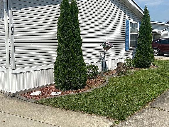 2nd image of 2301 SW Oralabor Rd #104