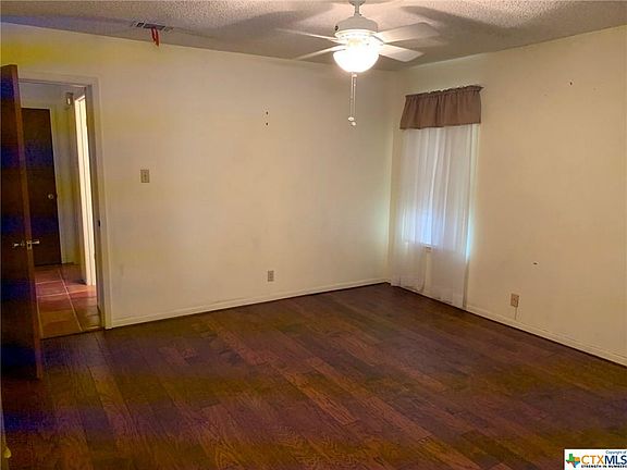 5th image of 1346 Gay Meadow Ln