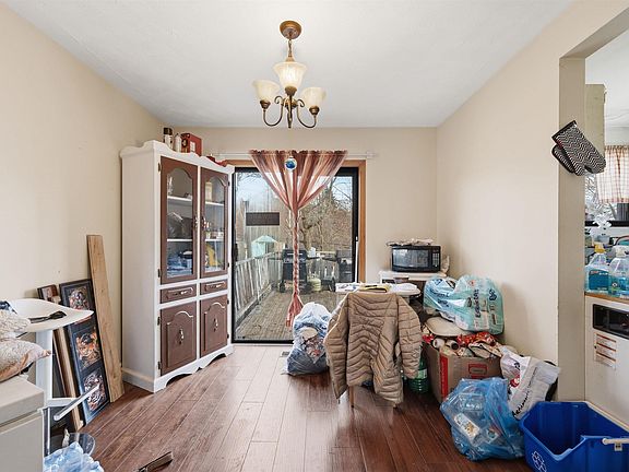 3rd image of 22 Brompton Rd
