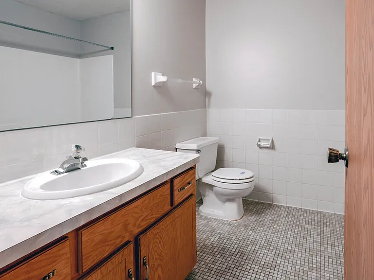 River Ridge Apartments — Photo 5