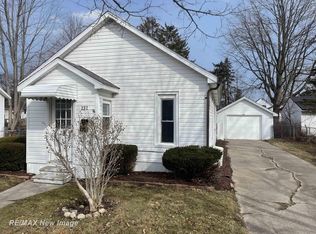 131 S Melze St, Merrill, MI
