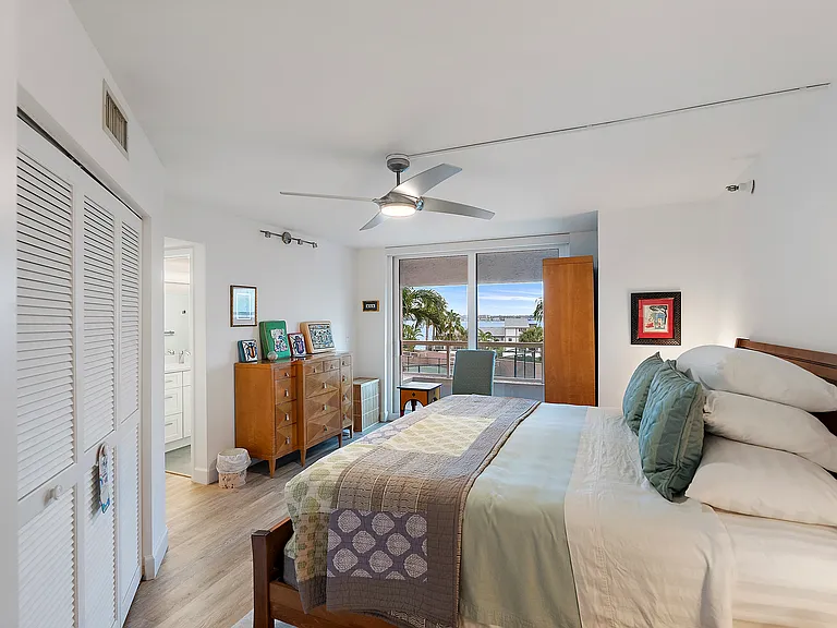 1310 Gulf Blvd #4G — Photo 25
