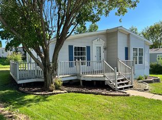 3914 Willow Ridge Dr SW, Rochester, MN 55902