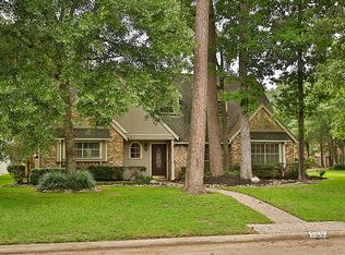 12002 Paradise Valley Dr, Houston, TX 77066