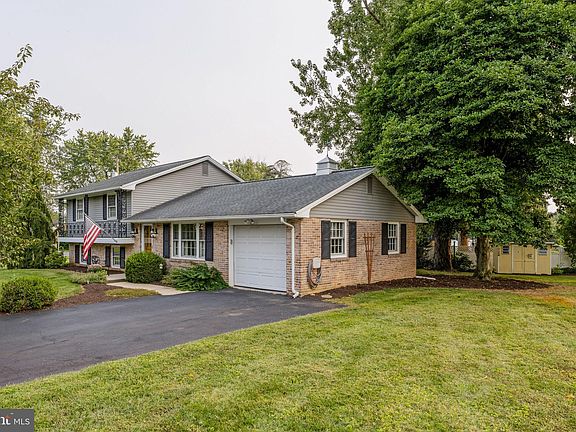 3rd image of 3714 Jonas Dr