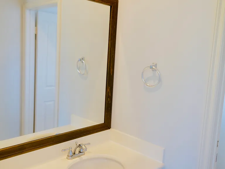22 Artisan St — Photo 13