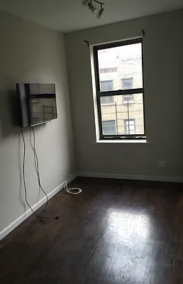 Rented by Heritage Realty LLC | media 11