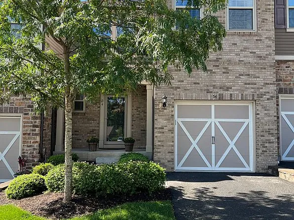 54 Albert Ct #305, Randolph, NJ 07869