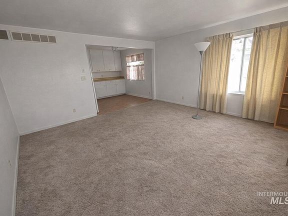 5th image of 2623 S Fontaine St