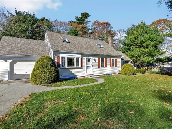 53 Deer Ridge Road, Mashpee, MA 02649