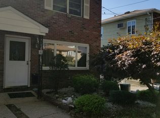 104 Mobile Ave, Staten Island, NY 10306