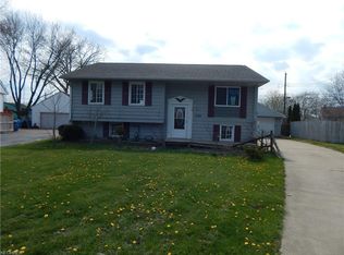 1338 Dorado St, Lorain, OH 44052