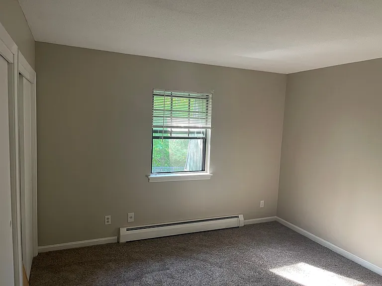 549 Russell Rd #12C — Photo 6