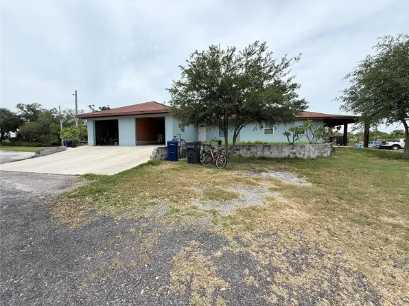3208 16th Avenue Cir E, Palmetto, FL 34221