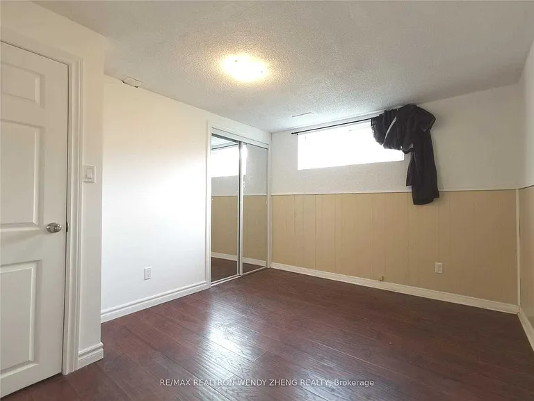4 Fordcombe Cres #BASEMENT — Photo 5
