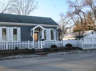 52 N High St, Danville, IN 46122